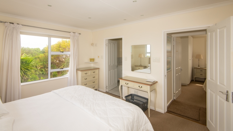 4 Bedroom Property for Sale in Bergsig Western Cape